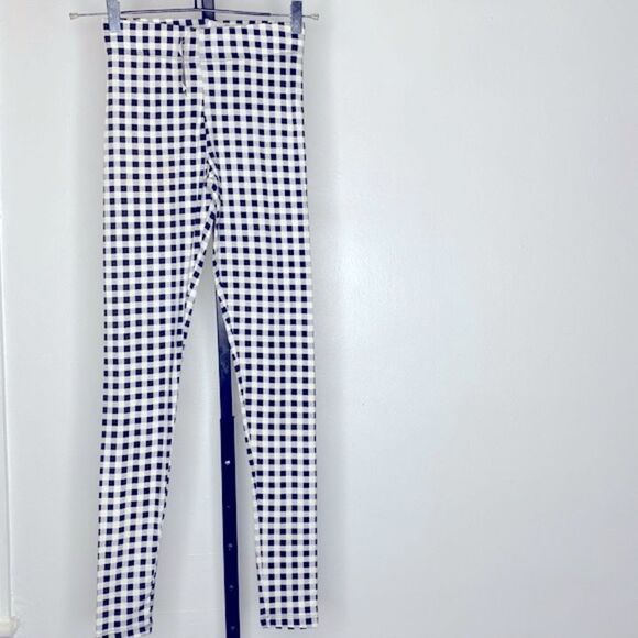 NEW…Black ⬛️/White ⬜️ checker print leggings size S (small) from Forever21 - Picture 1 of 2